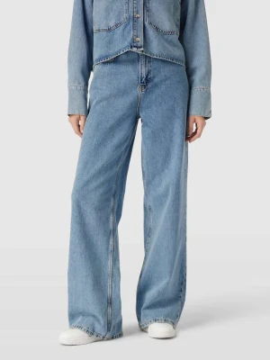 Jeansy o kroju relaxed fit ze szwami w kontrastowym kolorze Ana Johnson X P&C*