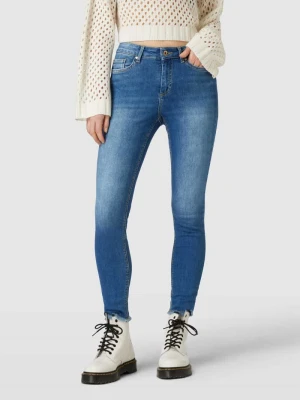 Jeansy o kroju skinny fit z frędzlami model ‘BLUSH’ Only Jeansowy niebieski
