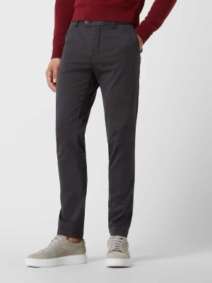 Chinosy o kroju slim fit z mieszanki bawełny model ‘WOOD’ CINQUE