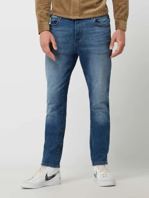 Jeansy o kroju skinny fit z zapięciem na guzik i zamek błyskawiczny REVIEW