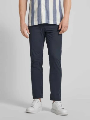 Jeansy o kroju slim fit z 5 kieszeniami model ‘CHUCK’ BRAX