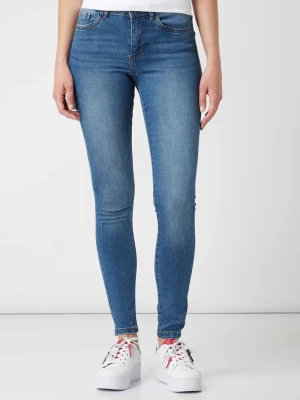 Jeansy o kroju slim fit z dodatkiem streczu Vero Moda