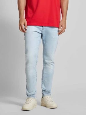 Jeansy o kroju slim tapered fit z 5 kieszeniami model ‘AUSTIN’ Tommy Jeans