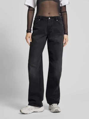 Jeansy o kroju straight fit Essentials REVIEW