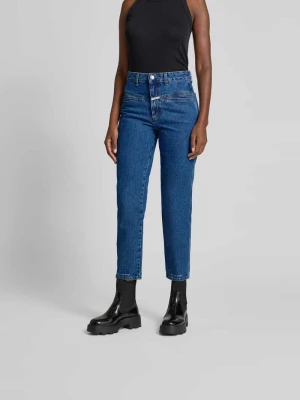 Jeansy o kroju straight fit z naszywką z logo Closed Jeansowy niebieski