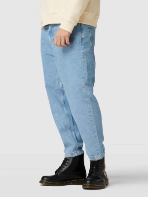 Jeansy o luźnym kroju z paskiem z logo Tommy Jeans