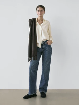 Jeansy O Prostym Kroju Z Niskim Stanem I Podwiniętymi Nogawkami - Średni Niebieski - - Massimo Dutti - Kobieta