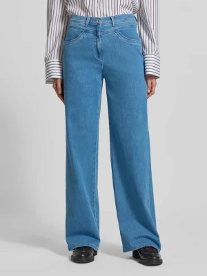 Jeansy o rozkloszowanym kroju z wpuszczanymi kieszeniami model ‘Laura’ Raphaela By Brax