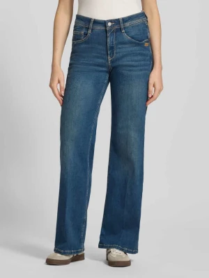 Jeansy o szerokim kroju z naszywką z logo model ‘AMELIE WIDE’ Gang