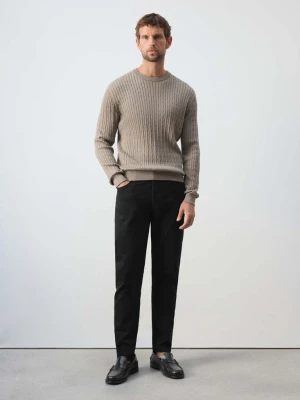 Jeansy Patrick slim fit Ultra Soft Touch black denim - Mężczyzna - MANGO MAN