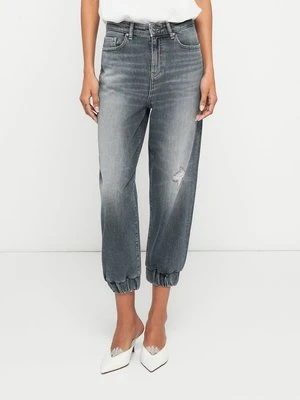 Jeansy Relaxed Fit Armani Exchange