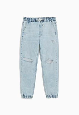 Jeansy Relaxed Fit Bershka