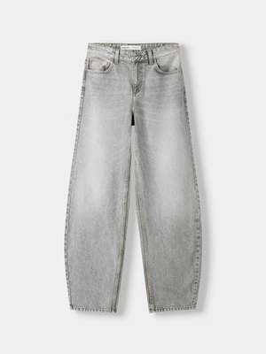 Jeansy Relaxed Fit Bershka