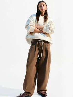 Jeansy Relaxed Fit Bershka