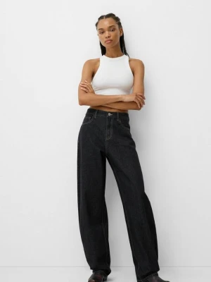 Jeansy Relaxed Fit Bershka czarny
