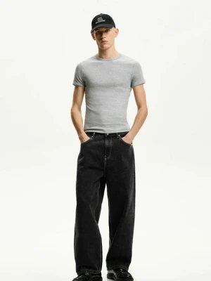 Jeansy Relaxed Fit Bershka czarny