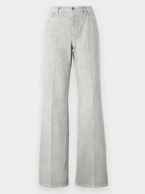 Jeansy Relaxed Fit closed