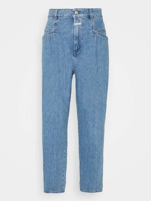 Jeansy Relaxed Fit Closed niebieski