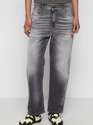 Jeansy Relaxed Fit Diesel