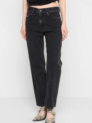 Jeansy Relaxed Fit Diesel