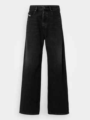 Jeansy Relaxed Fit Diesel