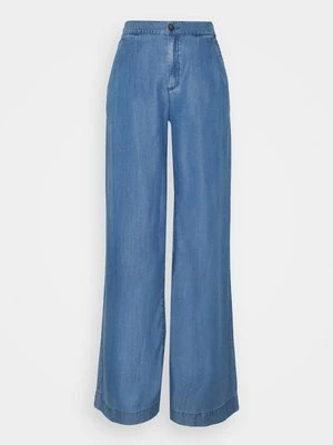 Jeansy Relaxed Fit edc by esprit