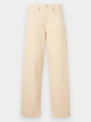 Jeansy Relaxed Fit Gina Tricot