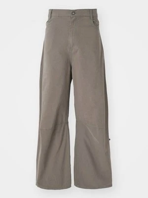 Jeansy Relaxed Fit Henrik Vibskov