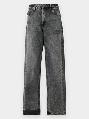 Jeansy Relaxed Fit HUGO