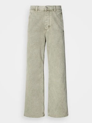 Jeansy Relaxed Fit HUGO