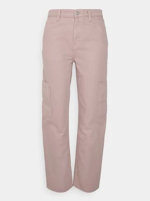 Jeansy Relaxed Fit Monki