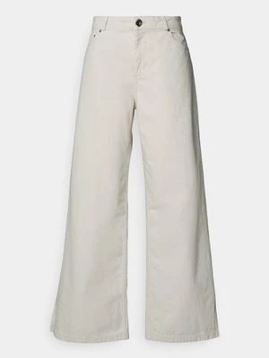 Jeansy Relaxed Fit Mother of Pearl