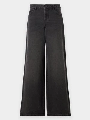 Jeansy Relaxed Fit Noisy May