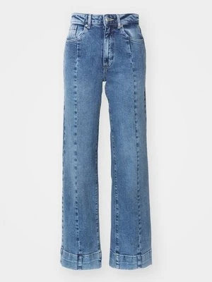 Jeansy Relaxed Fit Only