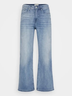 Jeansy Relaxed Fit ONLY Carmakoma jasnoniebieski denim