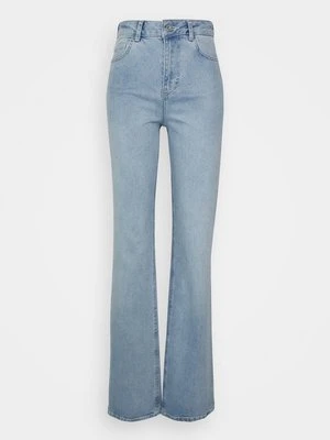 Jeansy Relaxed Fit Pieces jasnoniebieski denim