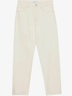 Jeansy Relaxed Fit Pier One