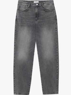 Jeansy Relaxed Fit Pier One