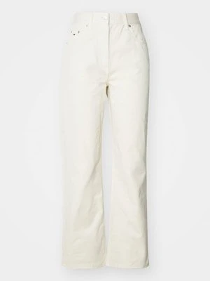 Jeansy Relaxed Fit Tommy Jeans