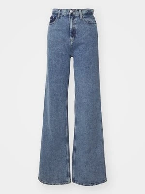 Zdjęcie produktu Jeansy Relaxed Fit Tommy Jeans