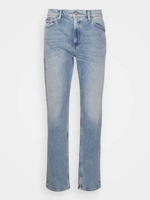 Jeansy Relaxed Fit Tommy Jeans