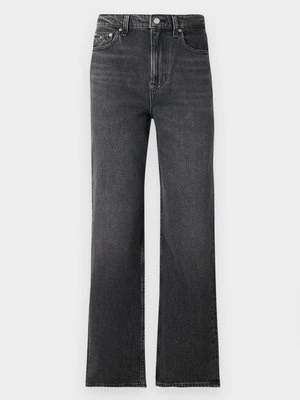 Jeansy Relaxed Fit Tommy Jeans