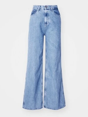 Jeansy Relaxed Fit Tommy Jeans