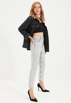 Jeansy Relaxed Fit Trendyol