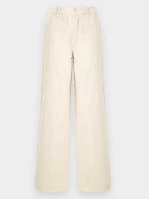 Jeansy Relaxed Fit Vero Moda