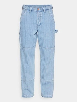 Jeansy Relaxed Fit Wrangler