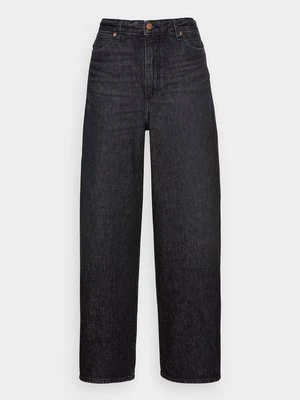 Jeansy Relaxed Fit Wrangler