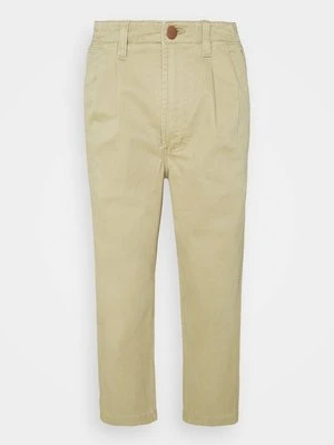 Jeansy Relaxed Fit Wrangler