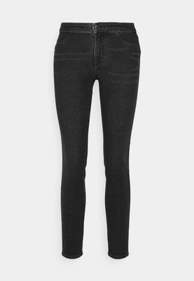 Jeansy Skinny Fit Armani Exchange