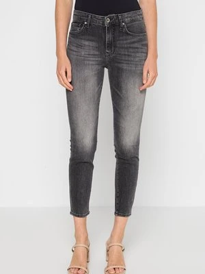 Jeansy Skinny Fit Armani Exchange